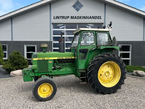 John Deere 3130