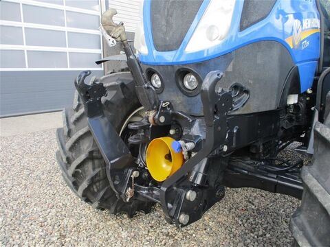 New Holland T7.175 AutoCommand med Frontlift & FrontPTO