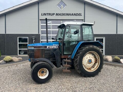 New Holland 7740 SLE