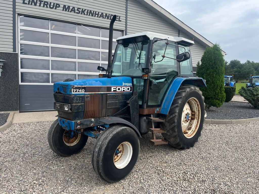 New Holland 7740 SLE 2