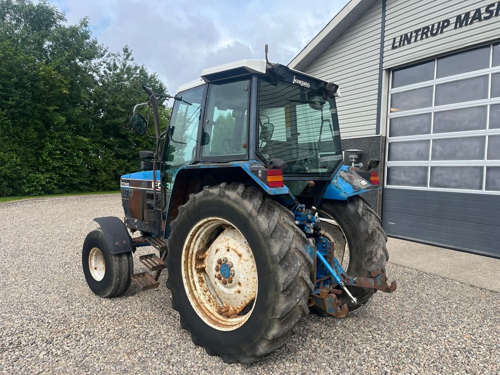 New Holland 7740 SLE 3