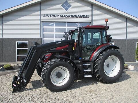 <strong>Valtra G135 Active D</strong><br />