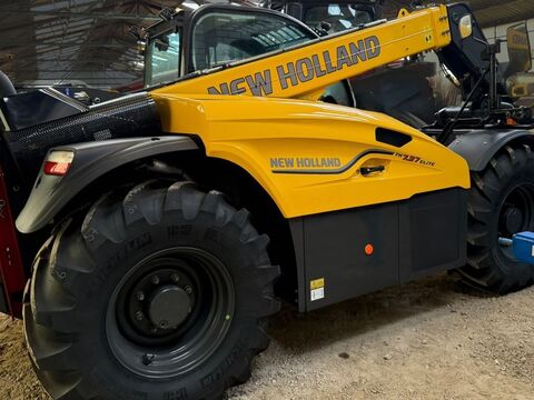 New Holland TH7.37