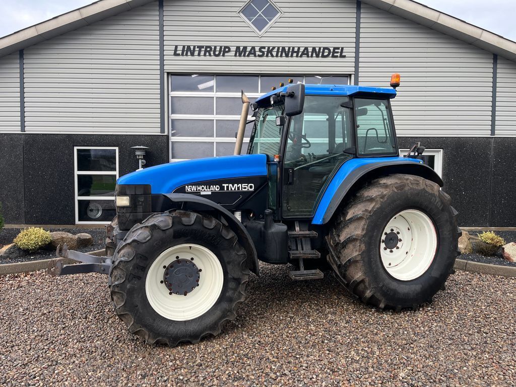 New Holland TM150 1