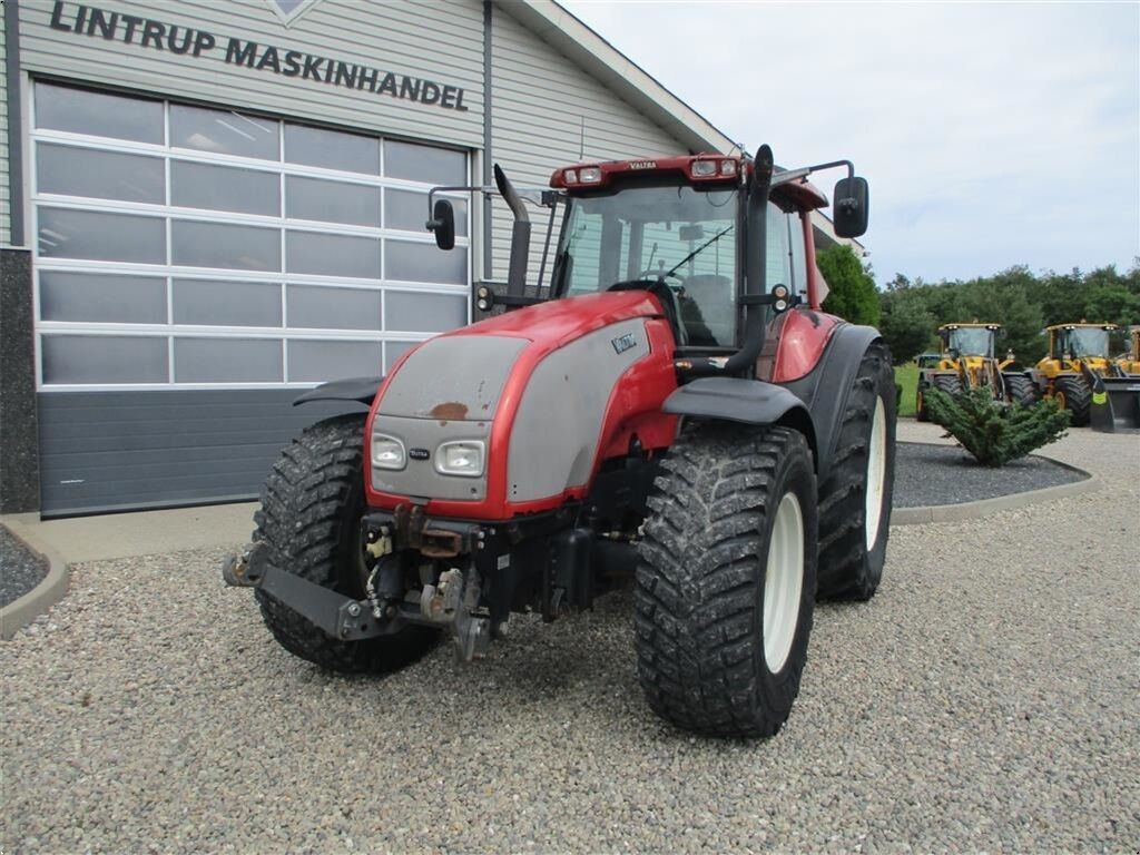 Valtra T190  3