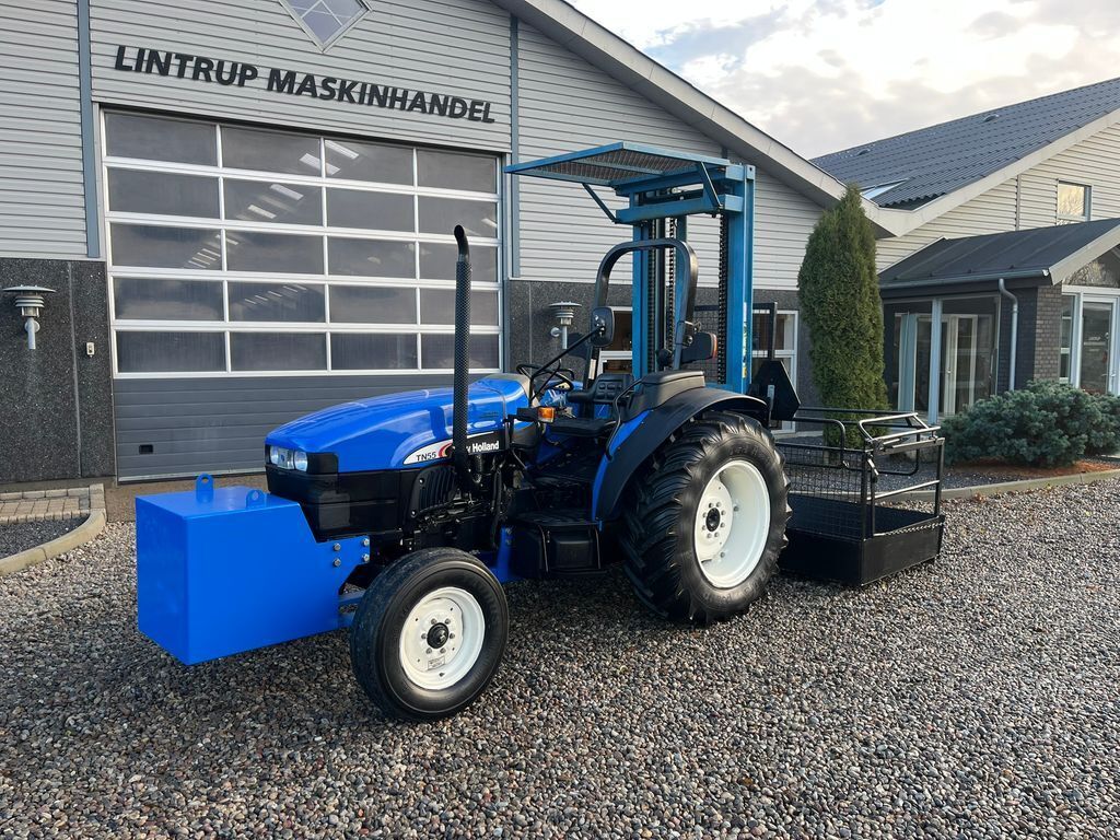 New Holland TN55D 2