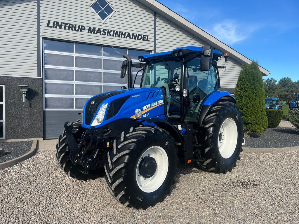 New Holland T6.165 AutoCommannd med frontlift 2