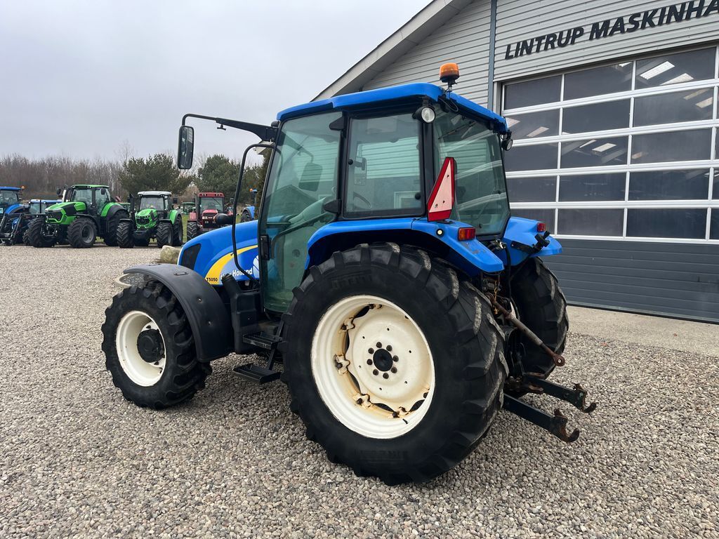 New Holland T5050 3