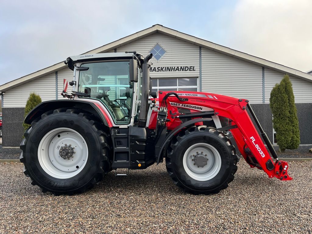 Massey Ferguson 8S.245 Med stor frontlæsser. Dyna 7 Efficient. K 3