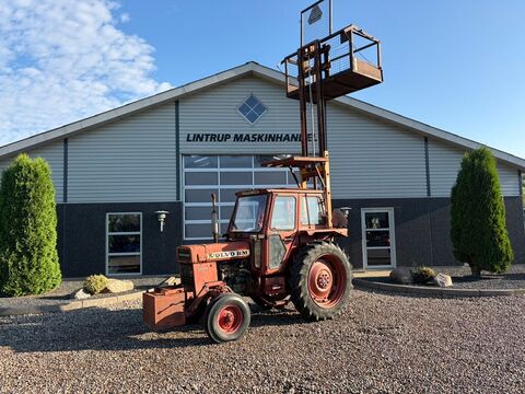 Volvo BM 500 Med Byggelift