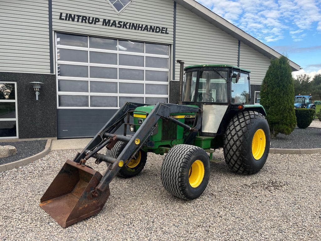 John Deere 1640  2