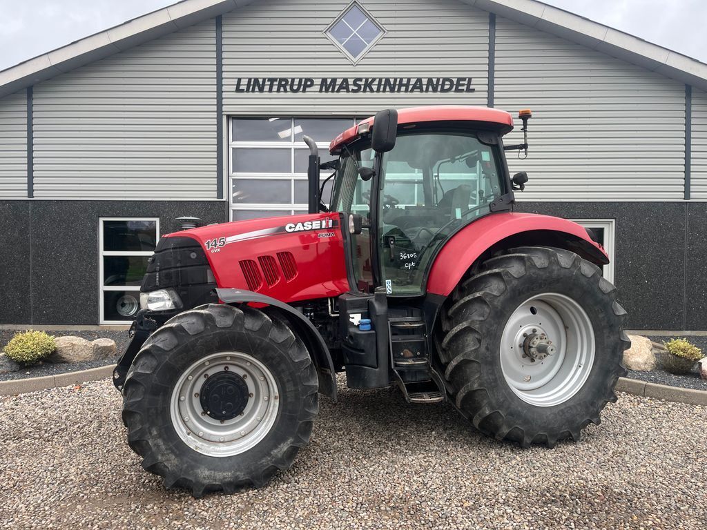 Case IH Puma 145 CVX Med frontlift 1