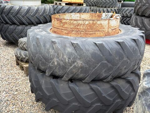Sonstige Tvilling Mont 18.4R38 med ring og 8stk låse