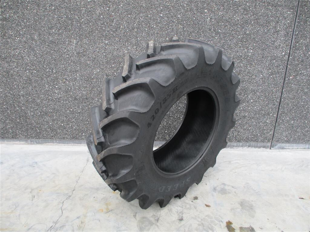 Speedways   (16.9R28)  2