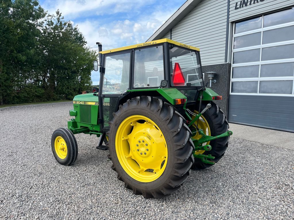 John Deere 2040 Med nye dæk hele vejen rundt 3