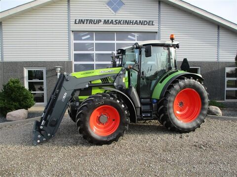 Claas Arion 440 med frontlæser