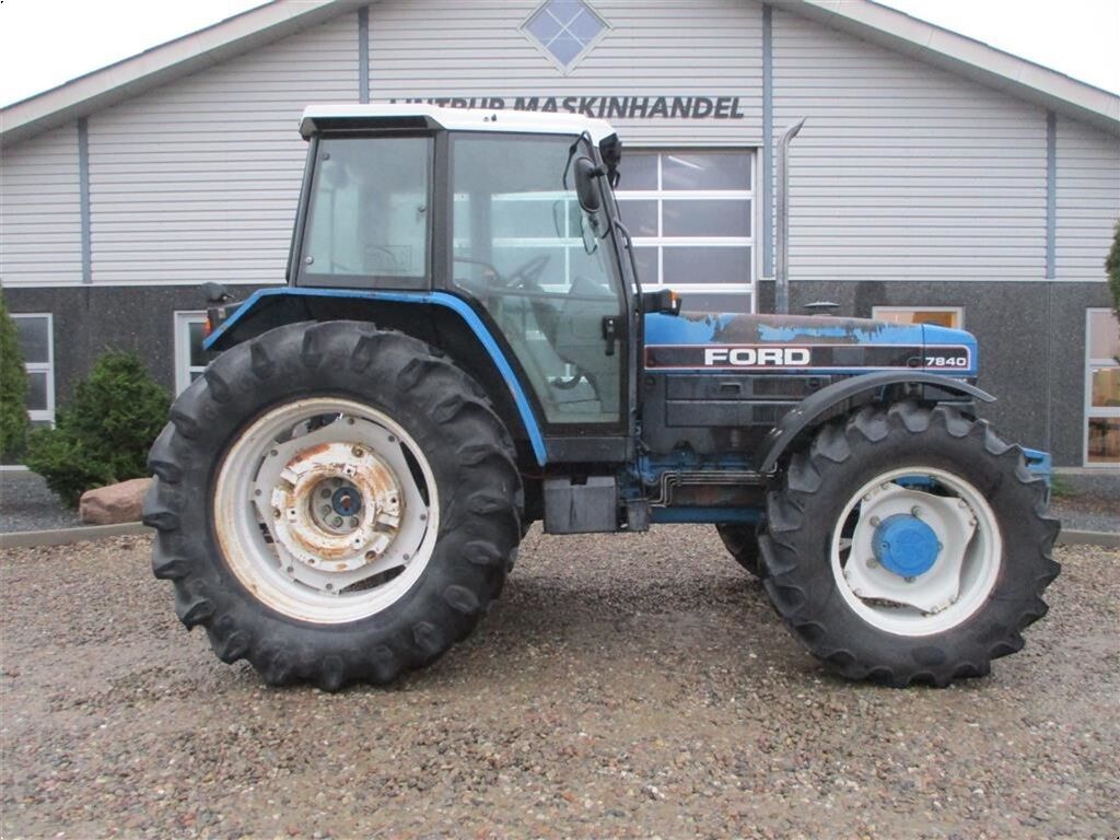 New Holland 7840 SLE 2