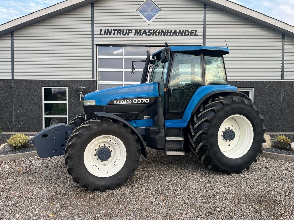 New Holland 8970  1