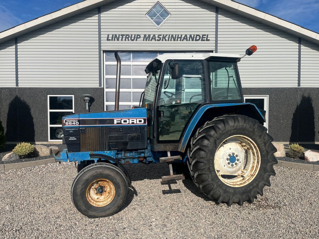 New Holland 5640 SL Dualpower 1