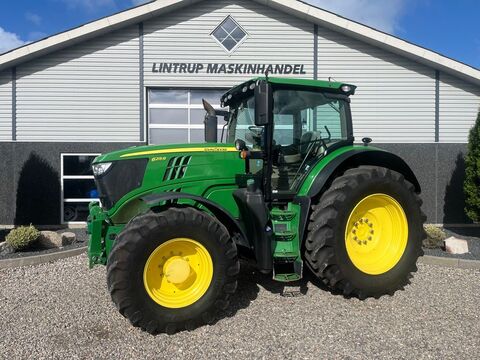 John Deere 6215R AP