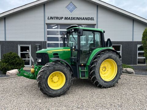 John Deere 6330