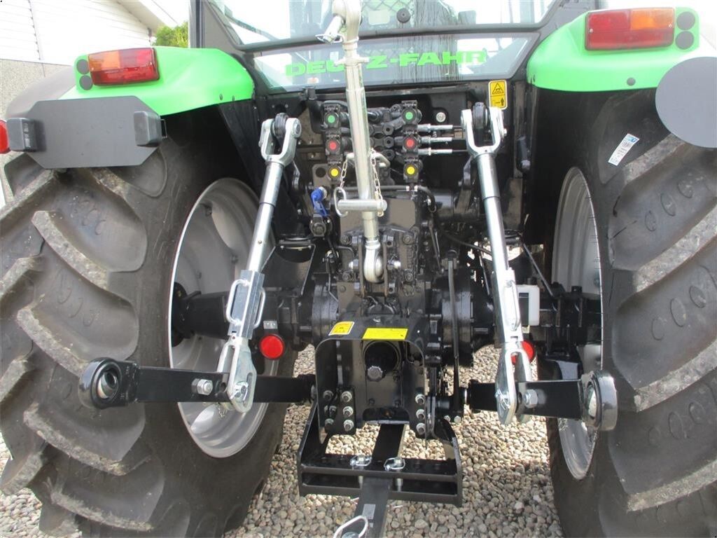 Deutz Fahr Agrofarm 115G New and Unused tractor with 30F+30 3