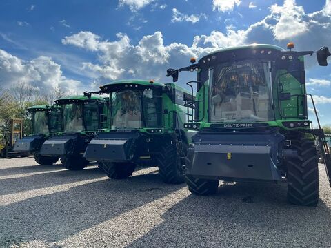 Sonstige C7206 With 24feed - 7.2m header. New and unused 