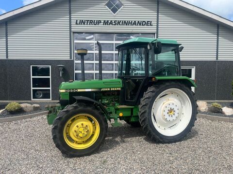 John Deere 2650 