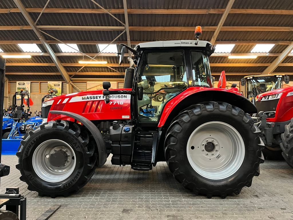 Massey Ferguson 7718 Dyna VT Med frontlift og frontPTO 1