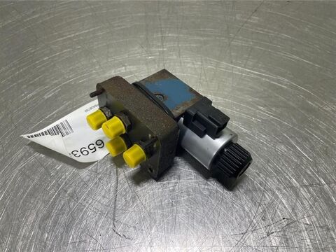 Sonstige AZ10-Bosch 081WV06P1V1010WS012-NG6 4/2 Valve