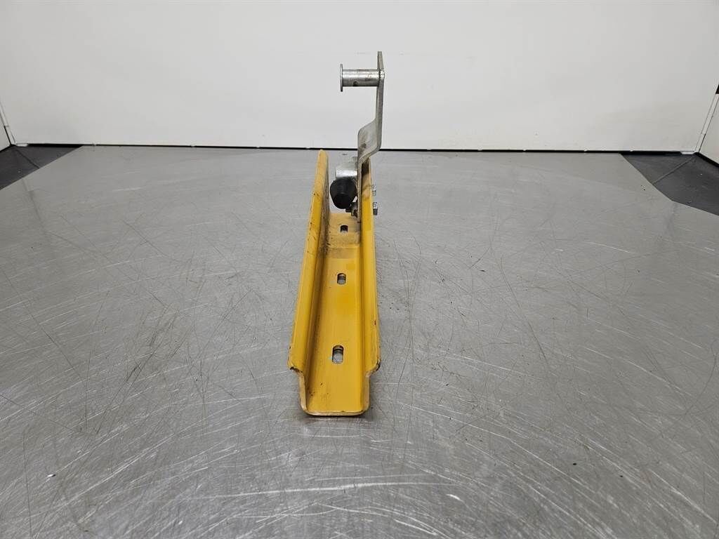 950H-312-6600/315-3082-Fender bracket/Halter 3