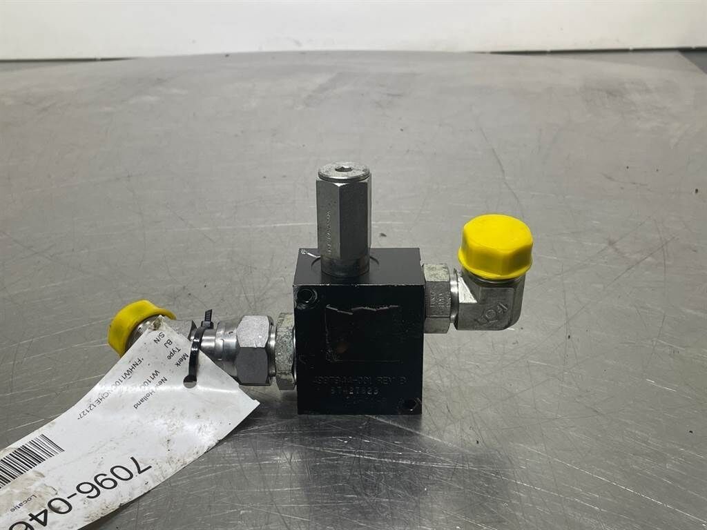 W110C-Eaton 4997944-001-Valve/Ventile/Ventiel 2