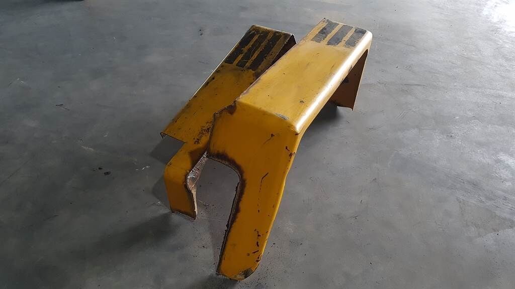 AZ85-1108583A/1108584A-Mud guard/Kotfluegel 3