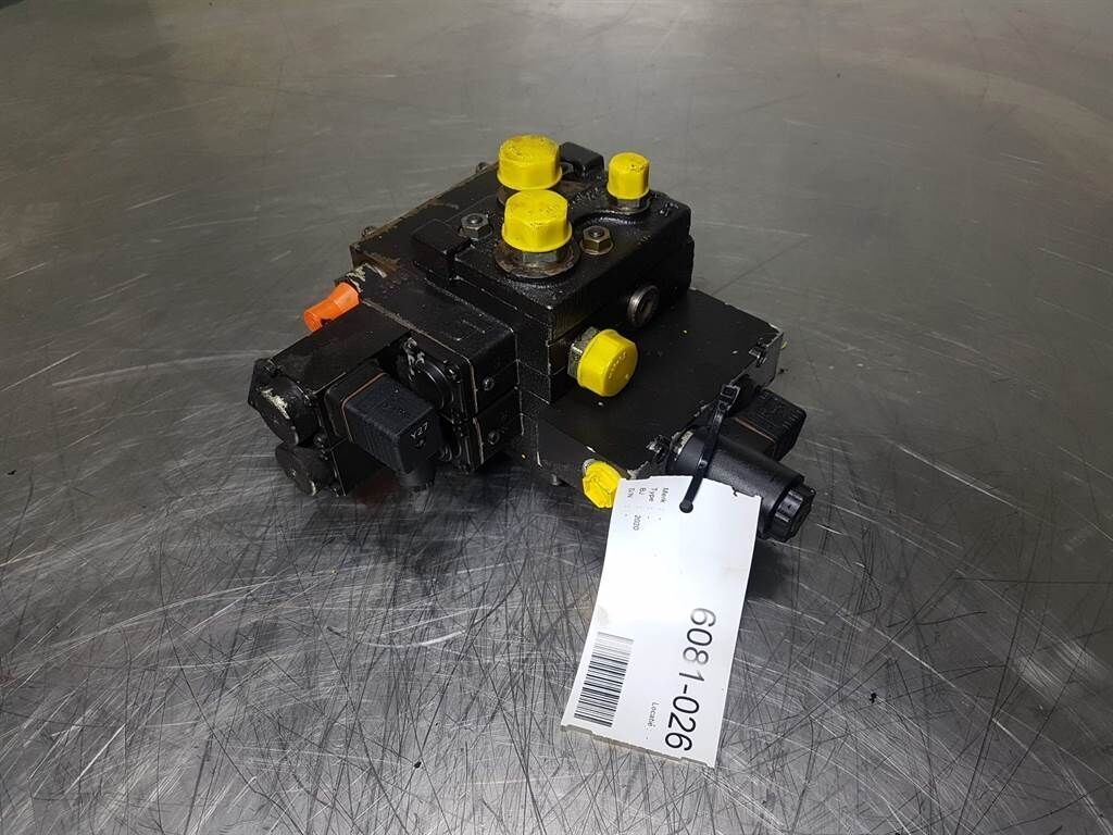 LU8SSKM-0 - Bucher CITYCAT 5000 - Valve 2
