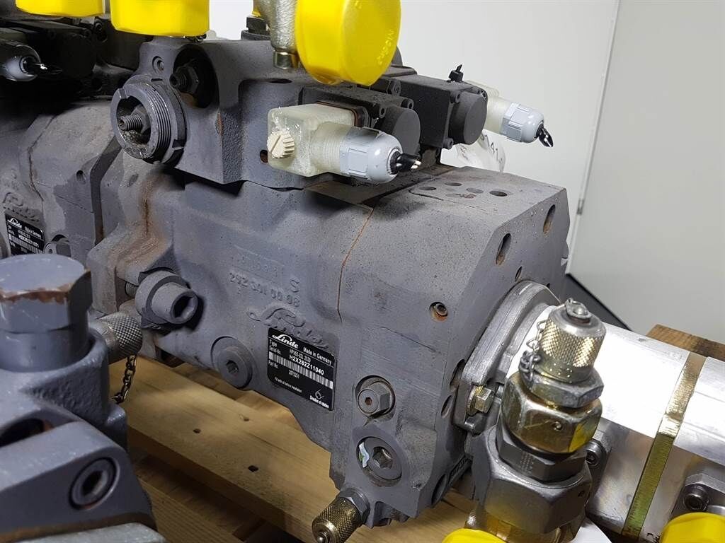 HPV55-02L - Vögele - 2075251 -Drive pump/Fahrpum 2