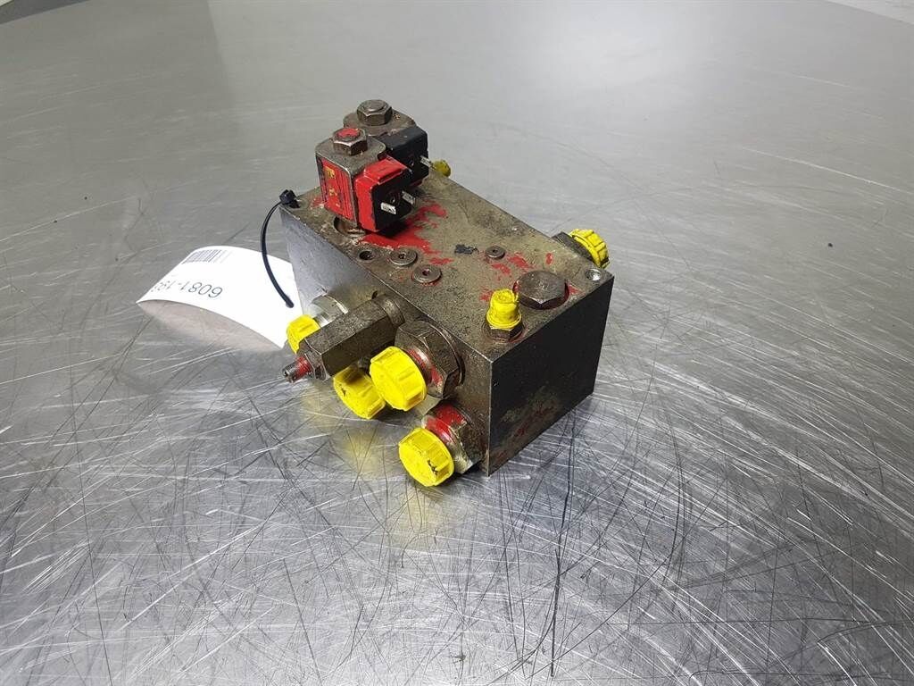 Hydraulics 8F5107B - Valve/Ventile/Ventiel 2