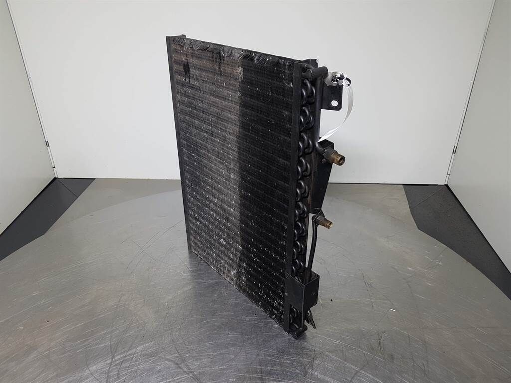 A900-10005670-Airco condenser/Klimakondensator 3