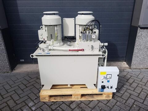 Sonstige 26kW (2x 13kW)-Hydraulic unit/Hydraulik aggregat