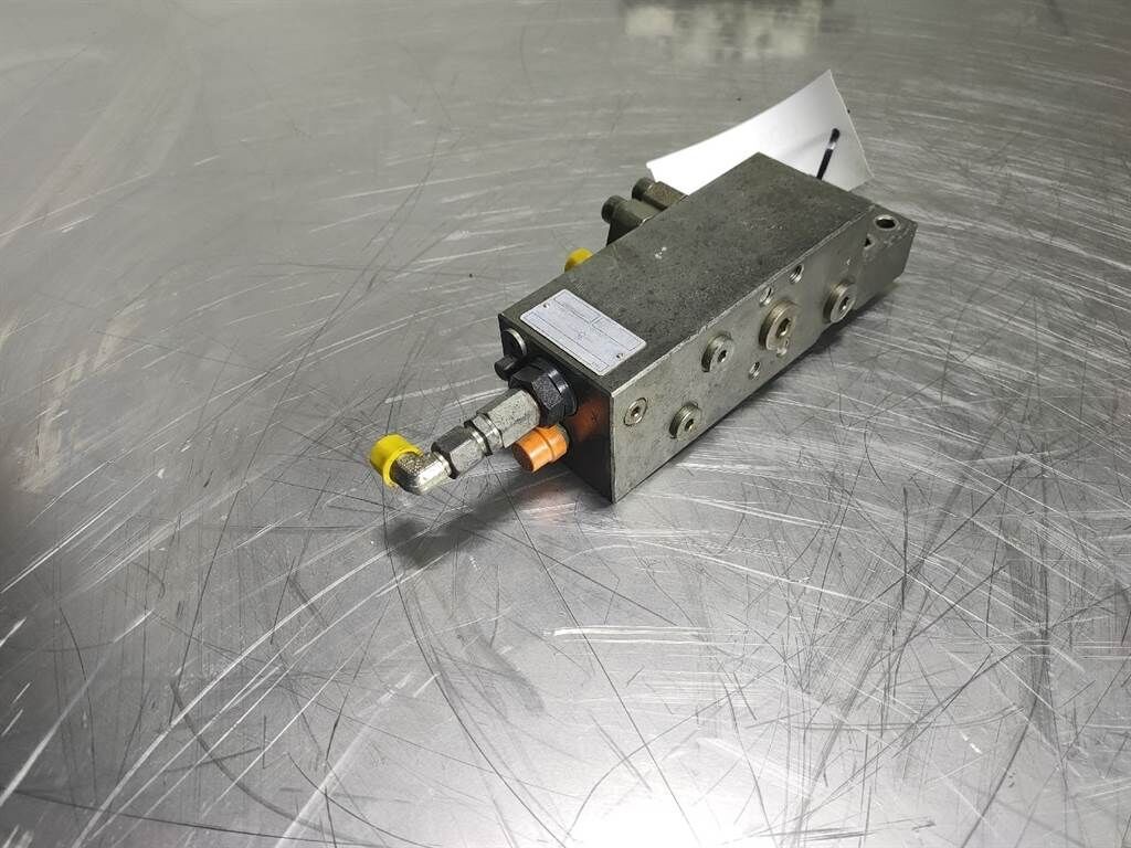 A904CHD-10355805-Oil Control 08376708720601A-Val 2