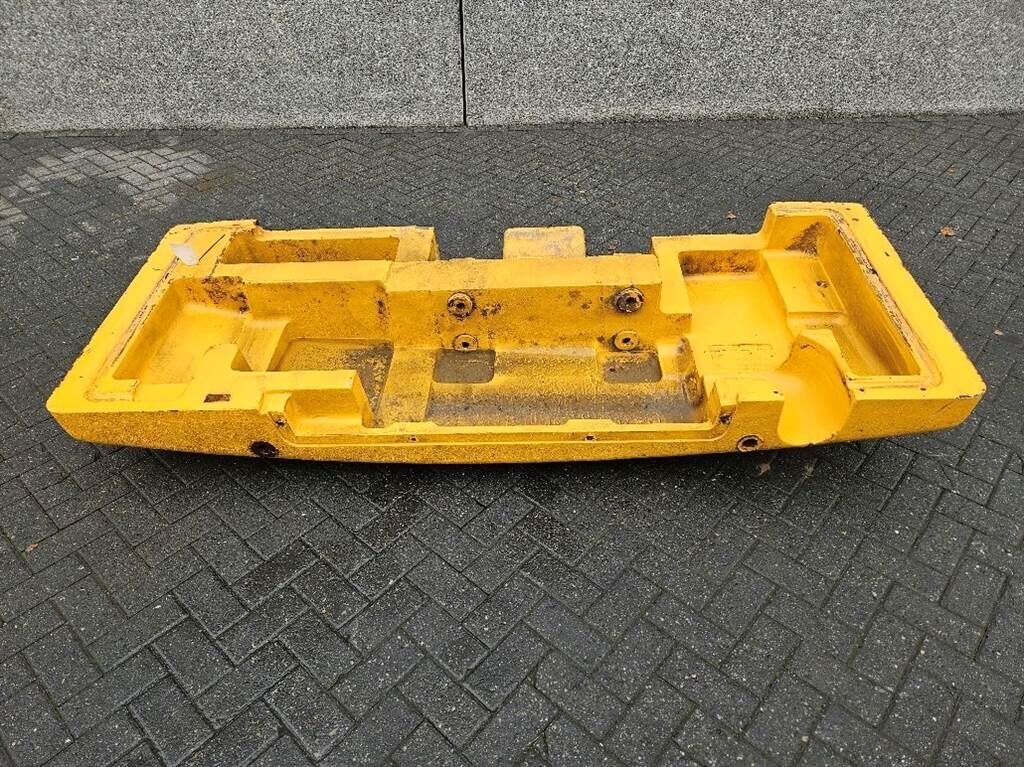 A924B-9910866-Counterweight/Heckgewicht 1