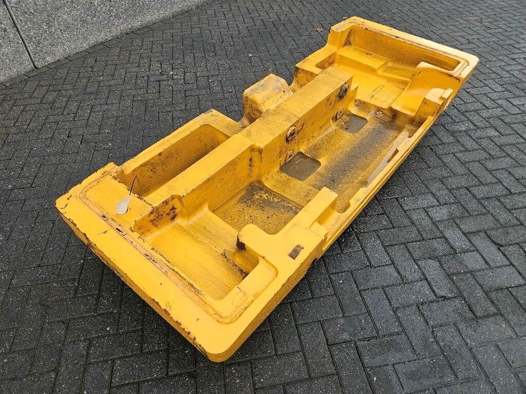 A924B-9910866-Counterweight/Heckgewicht 2