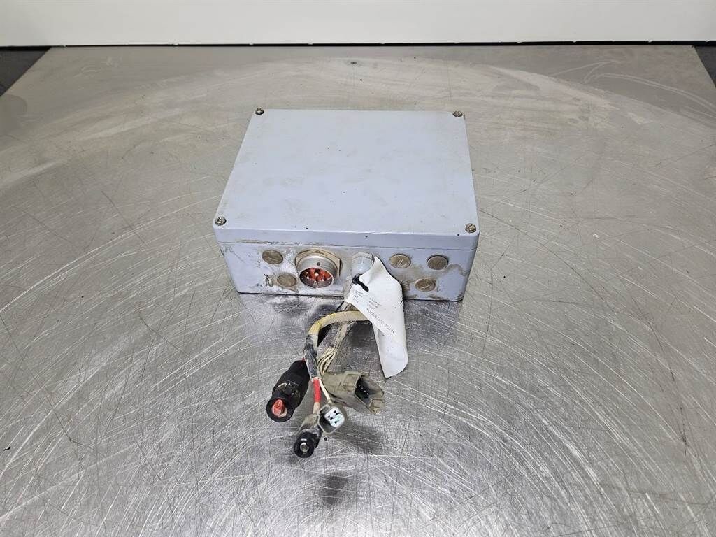 A924B-9907119-Fuse box/Sicherungskasten 1