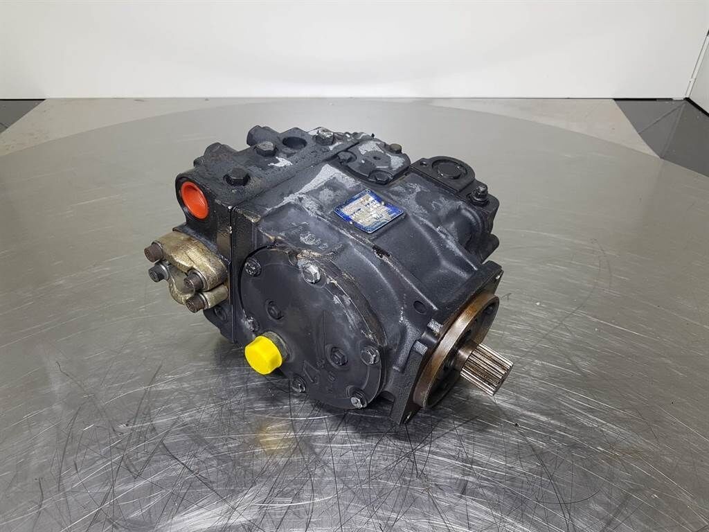 Sauer Sundstrand 90R075HF51NN6S3C7 - Drive pump 3