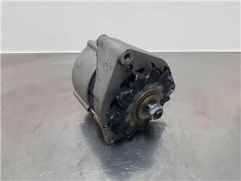 Deutz 28V 27A - Alternator/Lichtmaschine/Dynamo