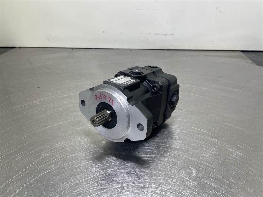 1000027810-Sauer Danfoss SMF18-Hydraulic motor 1