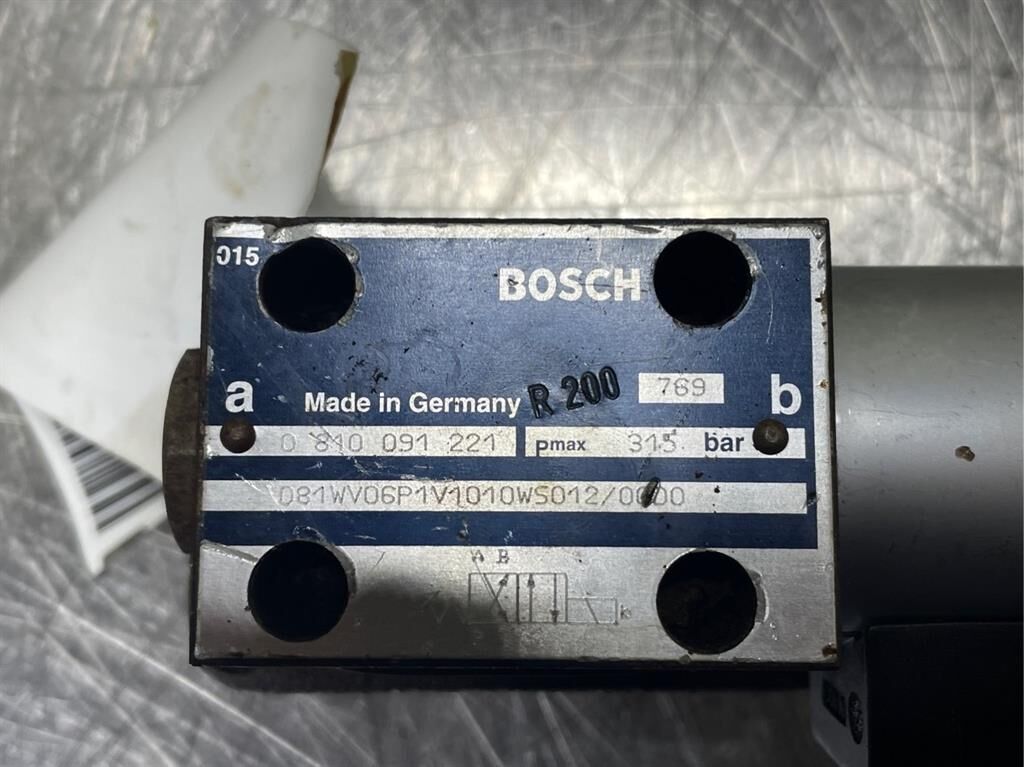 AZ10-Bosch 081WV06P1V1010WS012-NG6 4/2 Valve 3