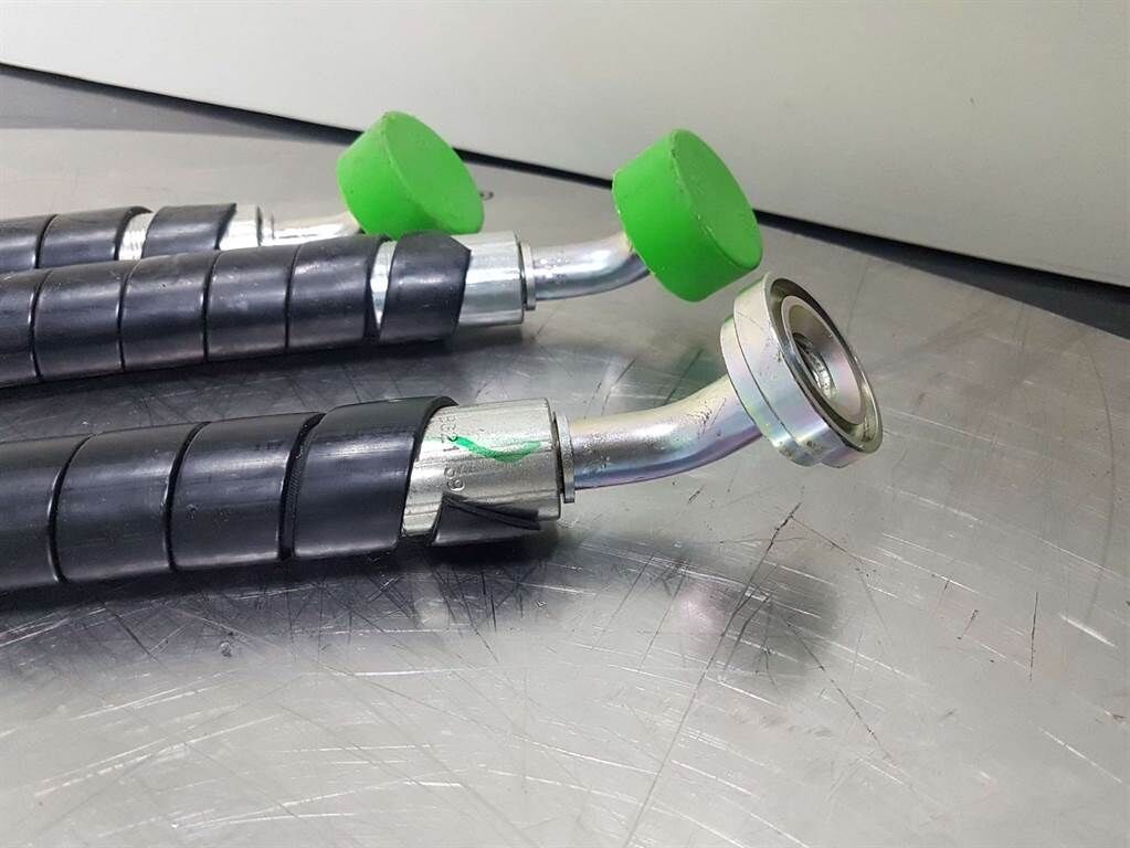 1000029175 - Hose/Hydraulikschlauch/Slang 2