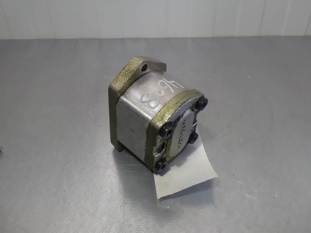 1518222284 - Gearpump/Zahnradpumpe/Tandwielpomp 2