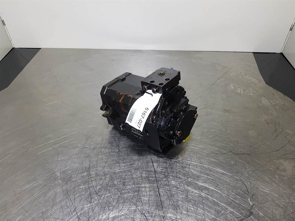HPR105-02 - Drive motor/Fahrmotor/Rijmotor 2