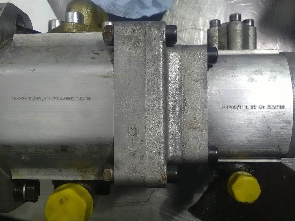 Sauer Sundstrand TAP22-90/26,5D - Gearpump 3